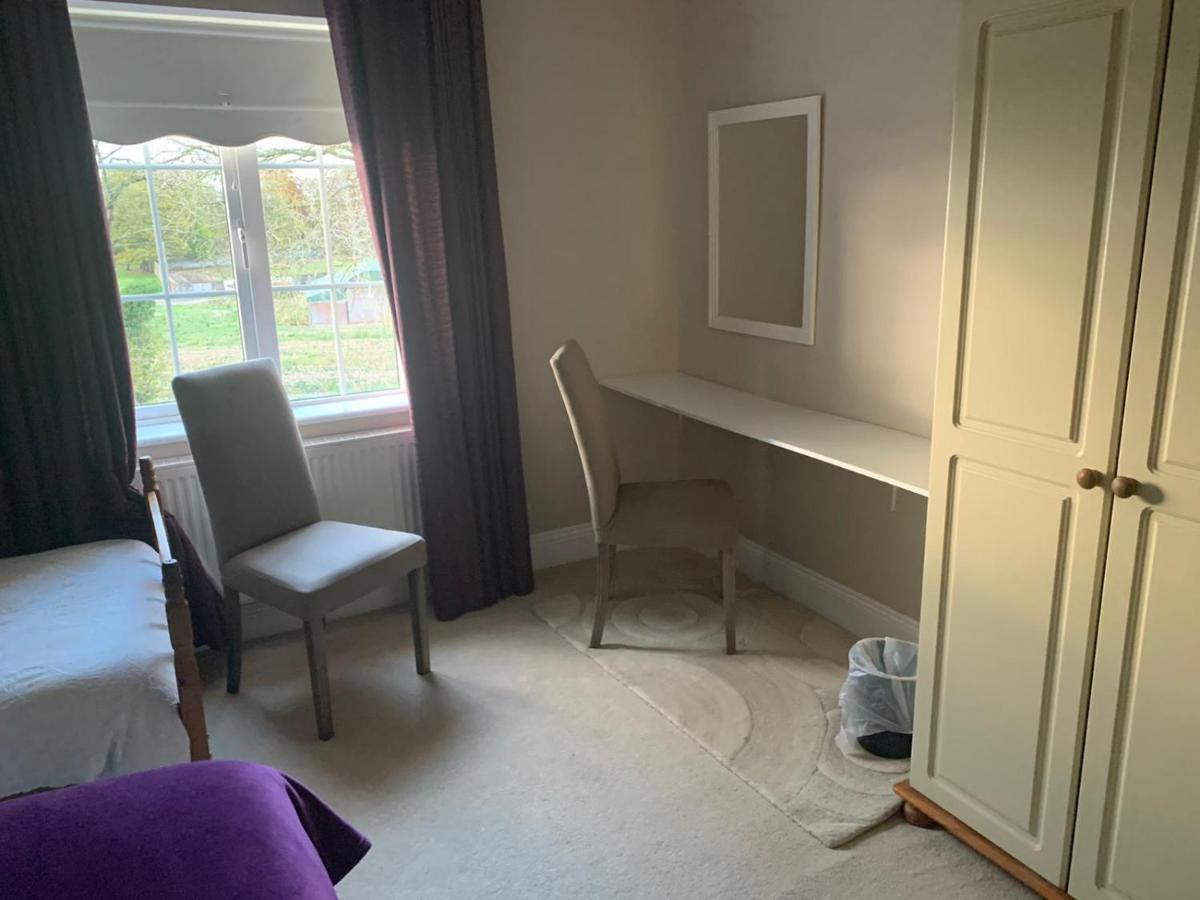 The Curragh Country House Accommodation Newbridge  Εξωτερικό φωτογραφία