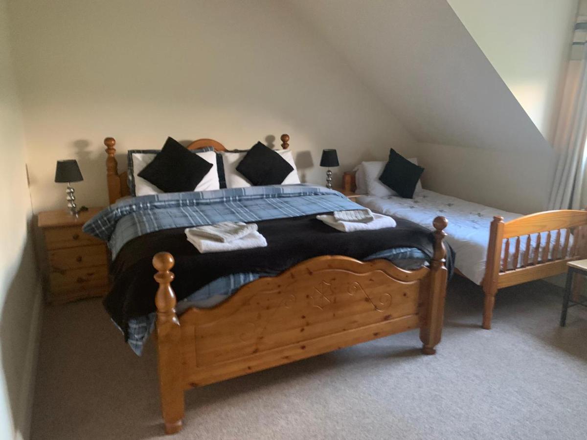 The Curragh Country House Accommodation Newbridge  Εξωτερικό φωτογραφία