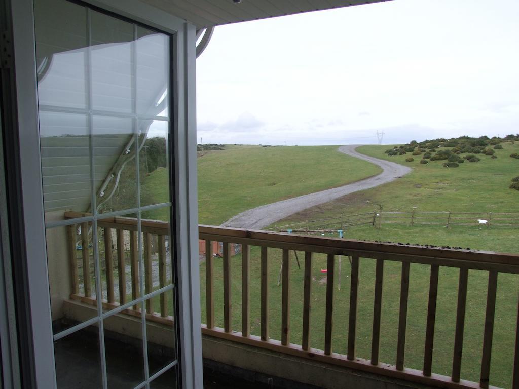 The Curragh Country House Accommodation Newbridge  Δωμάτιο φωτογραφία