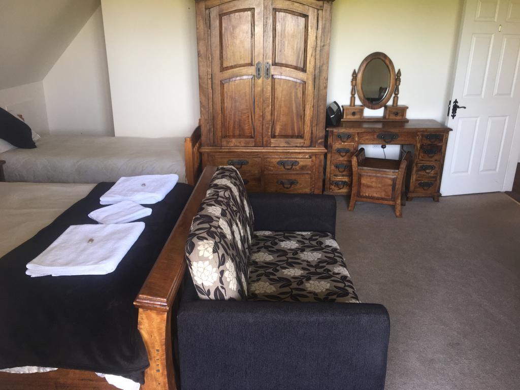The Curragh Country House Accommodation Newbridge  Εξωτερικό φωτογραφία